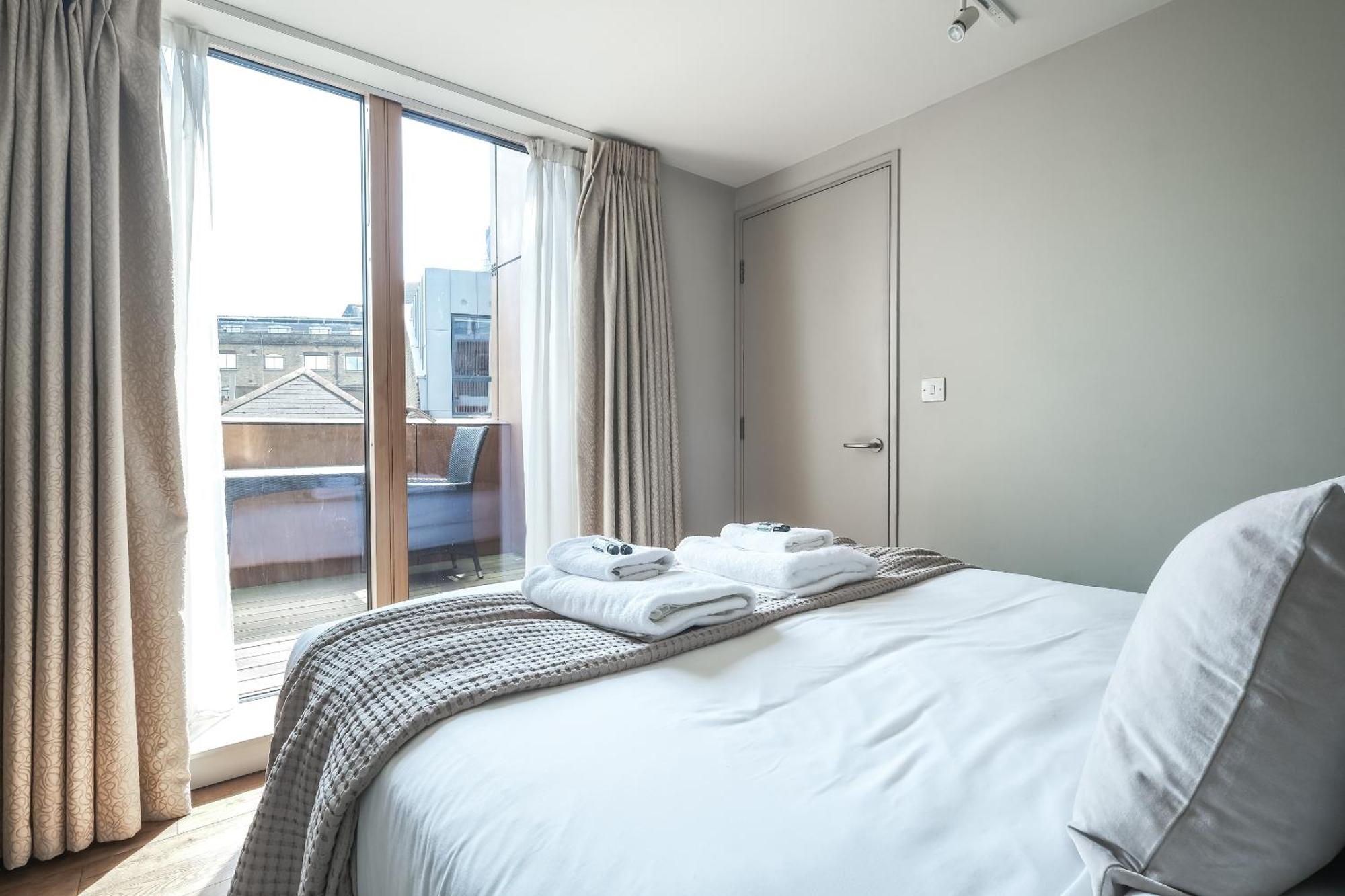 Central Servised Apartments On Artillery Lane Лондон Номер фото