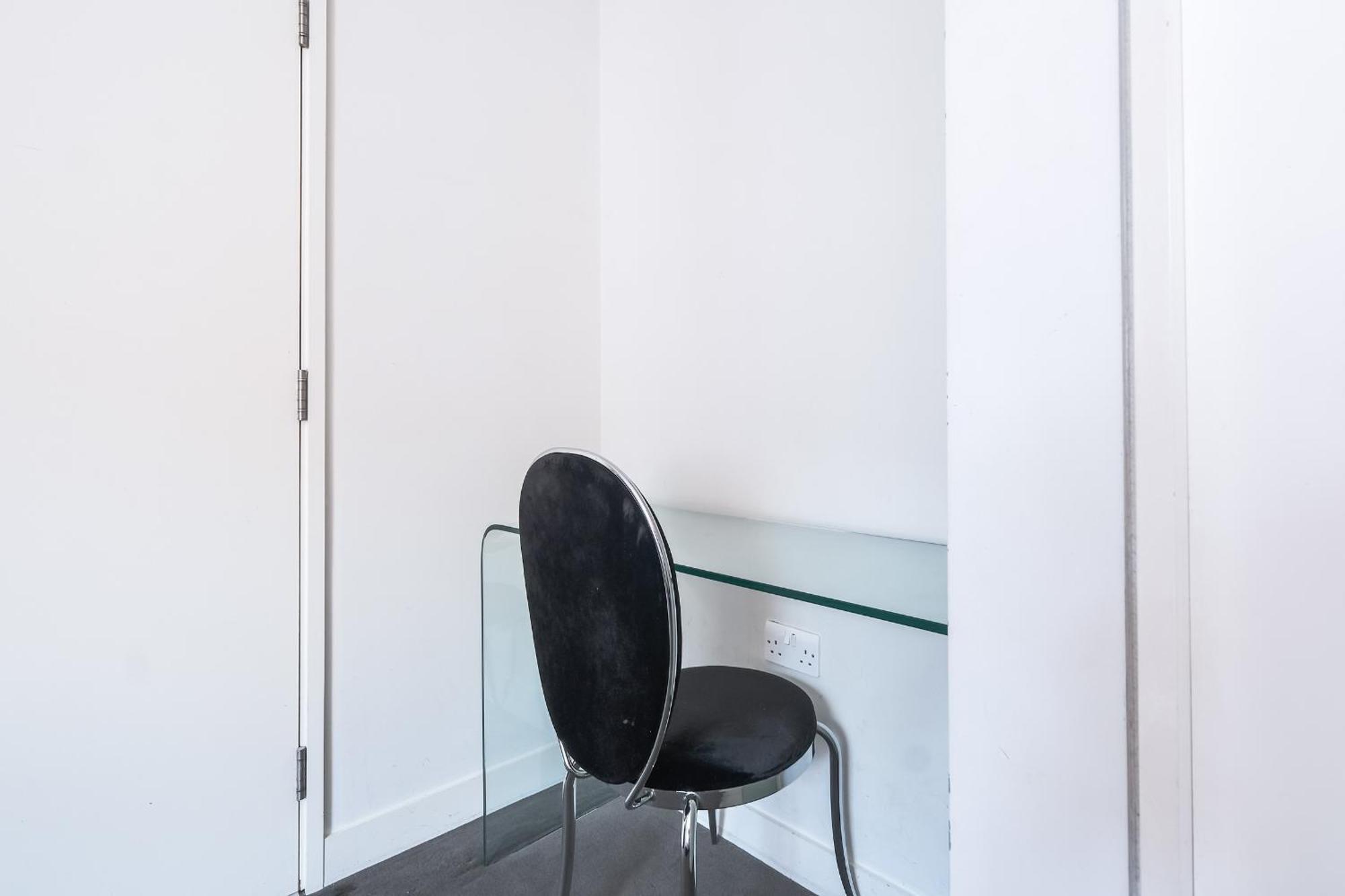 Central Servised Apartments On Artillery Lane Лондон Номер фото