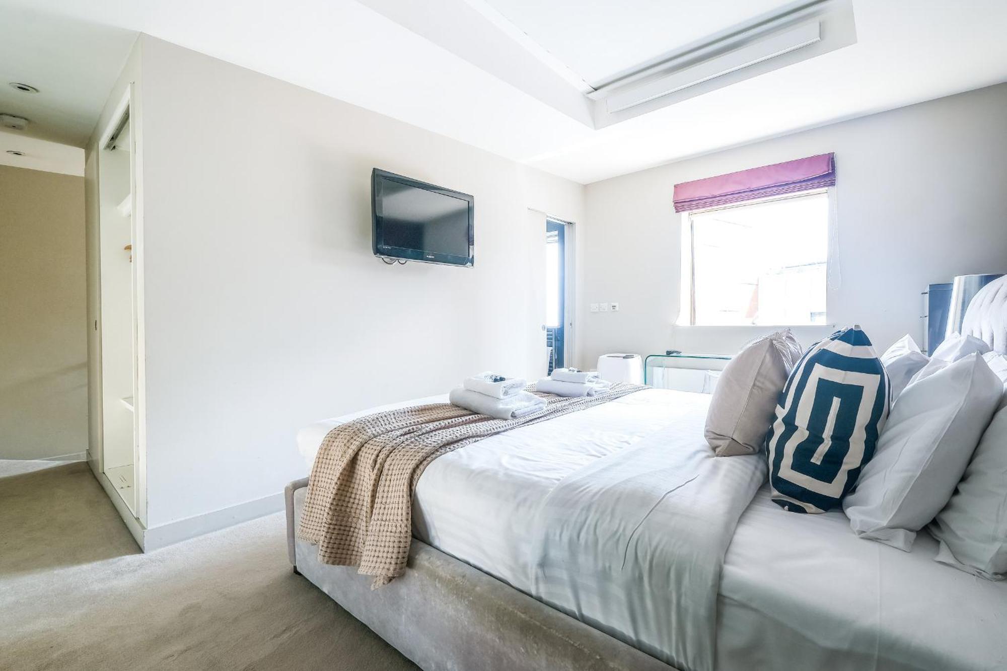 Central Servised Apartments On Artillery Lane Лондон Номер фото